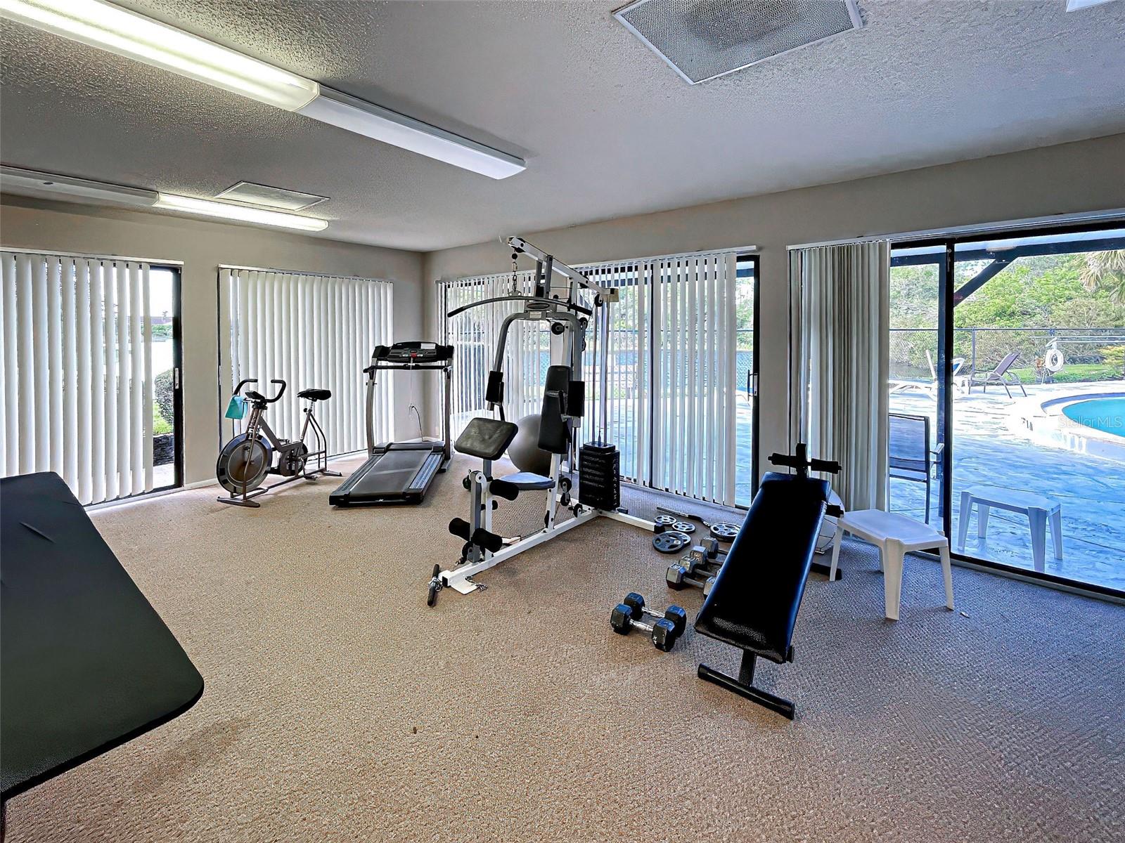 SANDHILL PINES BLDG 02 - Residential