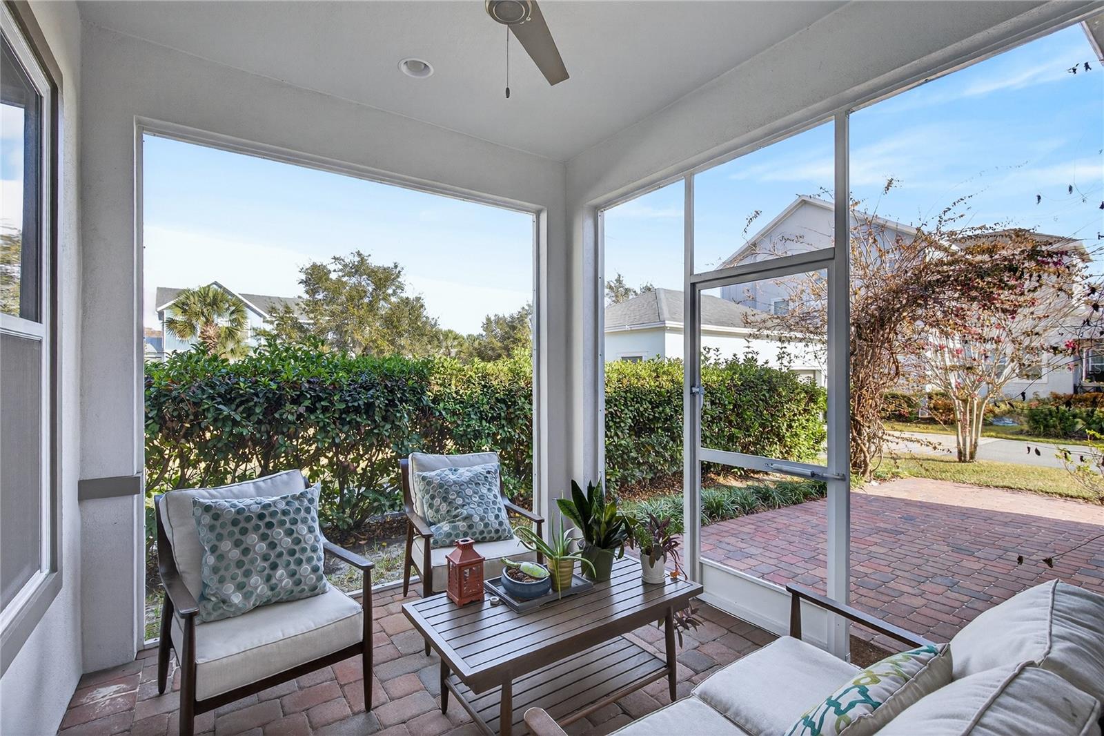 LAUREATE PARK - Residential