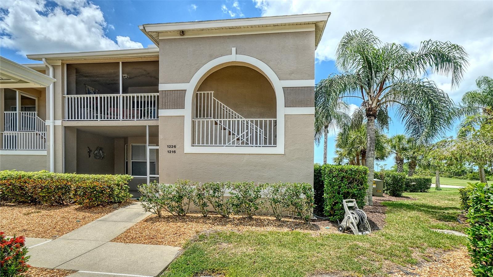 9641 CASTLE POINT DRIVE 1226