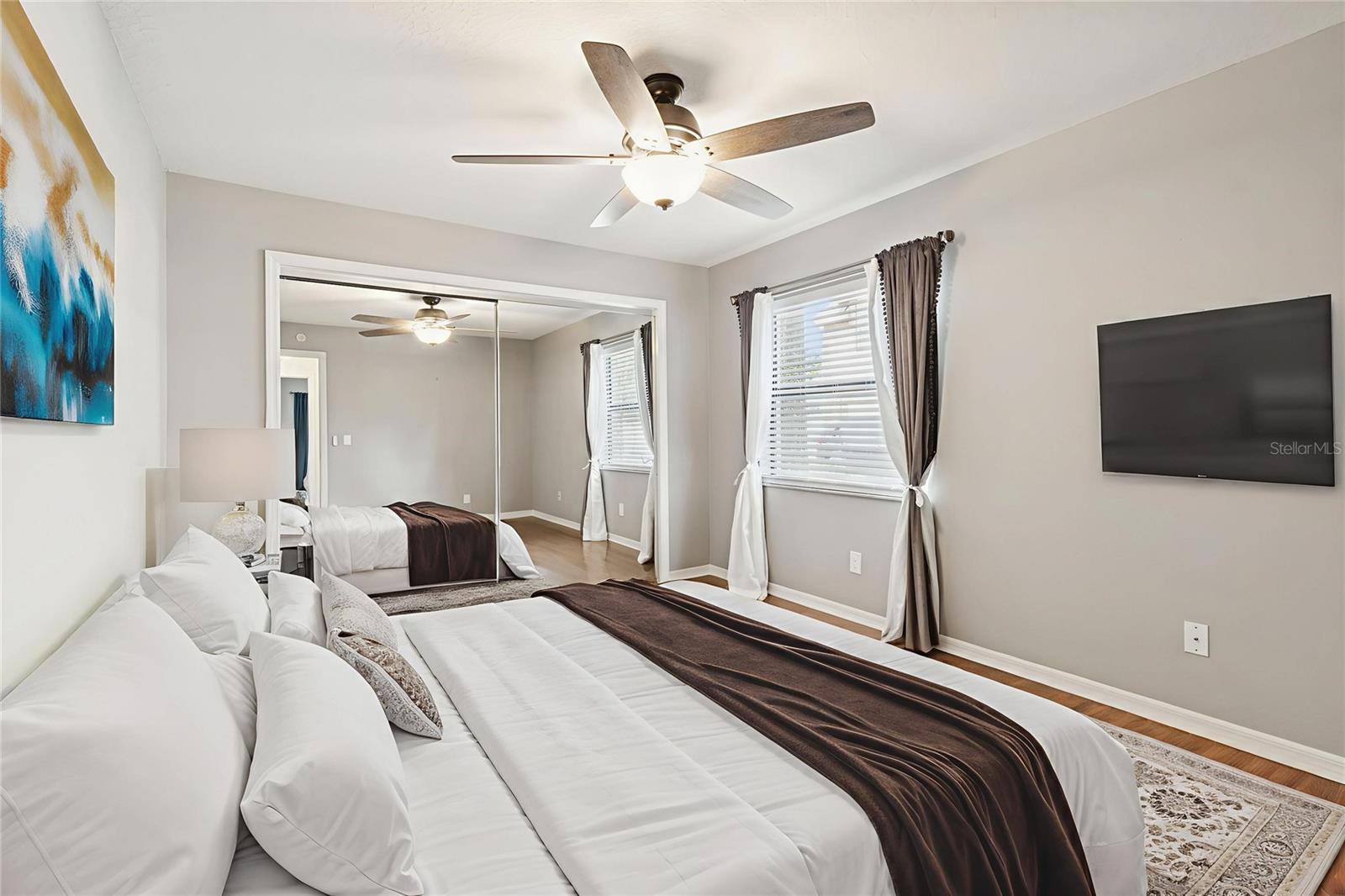 THERESA ARBOR - Residential