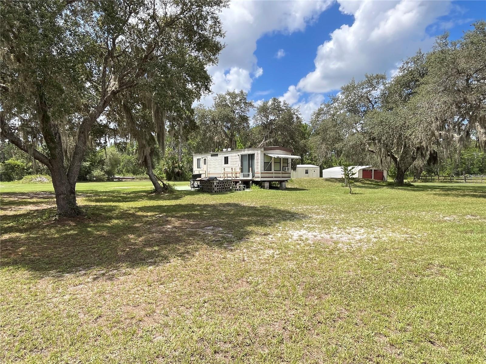 FAIRWAY FARMS UNRECORDED - Residential