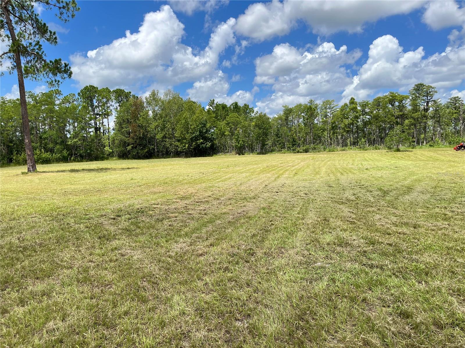 FAIRWAY FARMS UNRECORDED - Residential