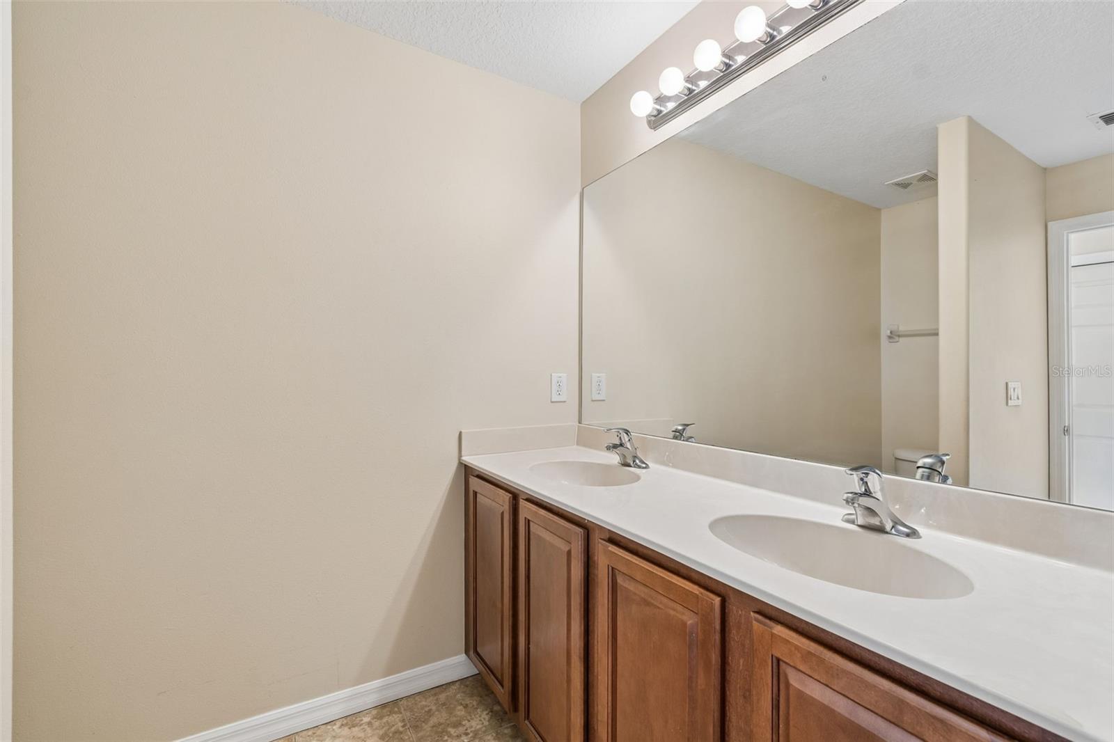 HAMMOCKS - Residential