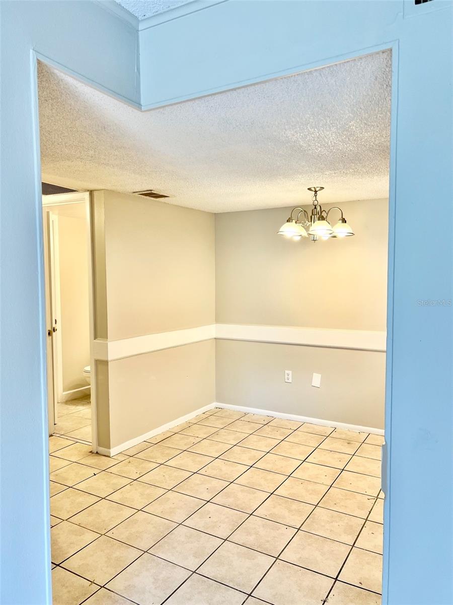 VILLAGE SQUARE CONDO - Residential Lease