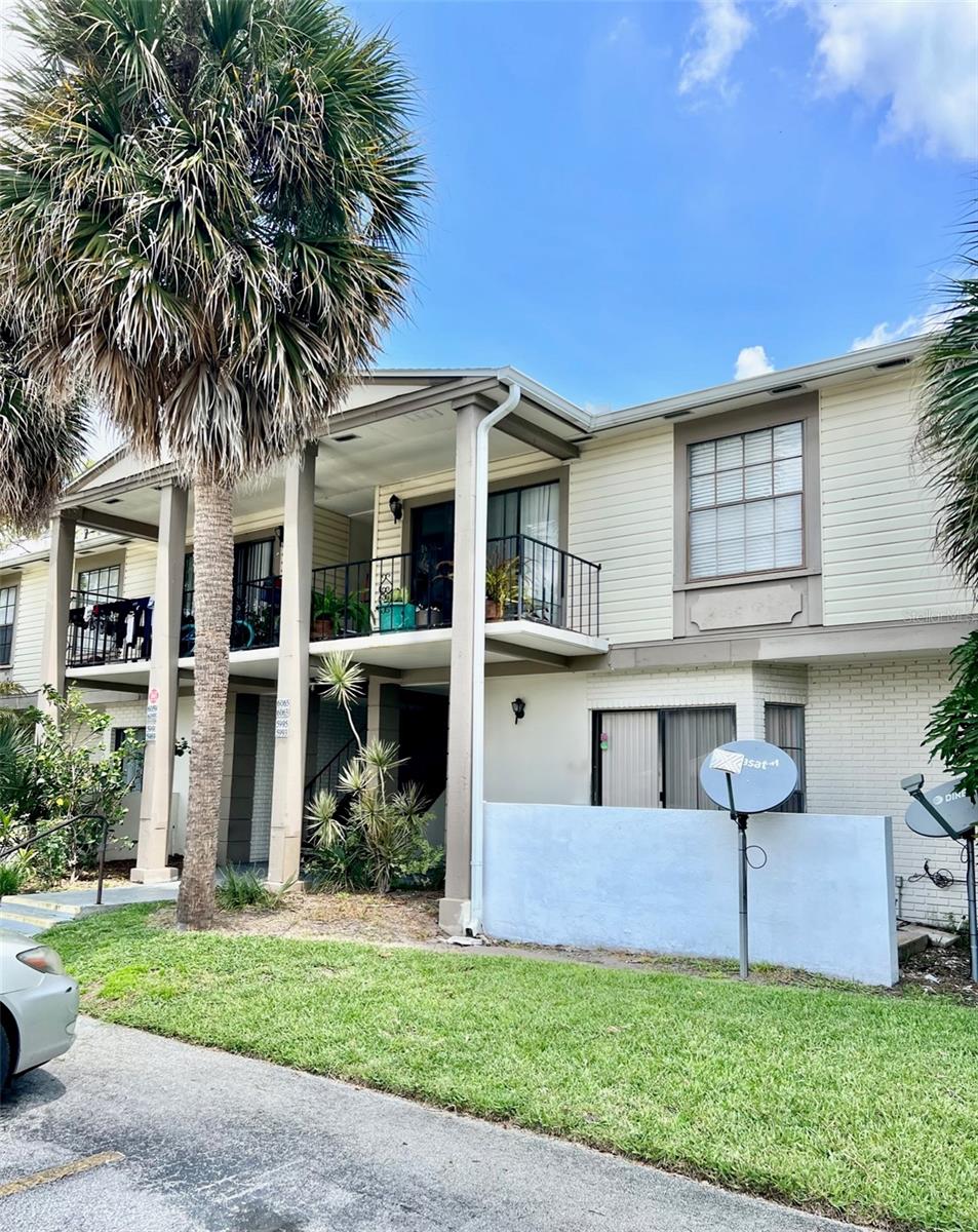 VILLAGE SQUARE CONDO - Residential Lease