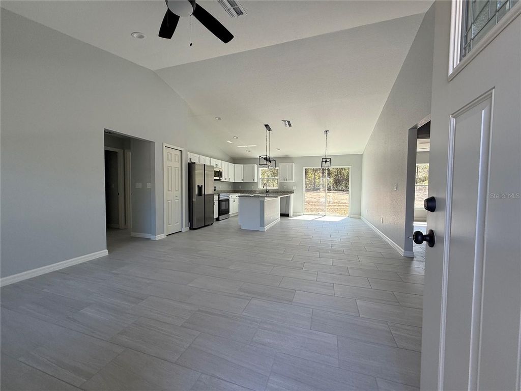 Photo of 3 Guava Place Drive, Ocklawaha, FL 32179 (MLS # OM724670)