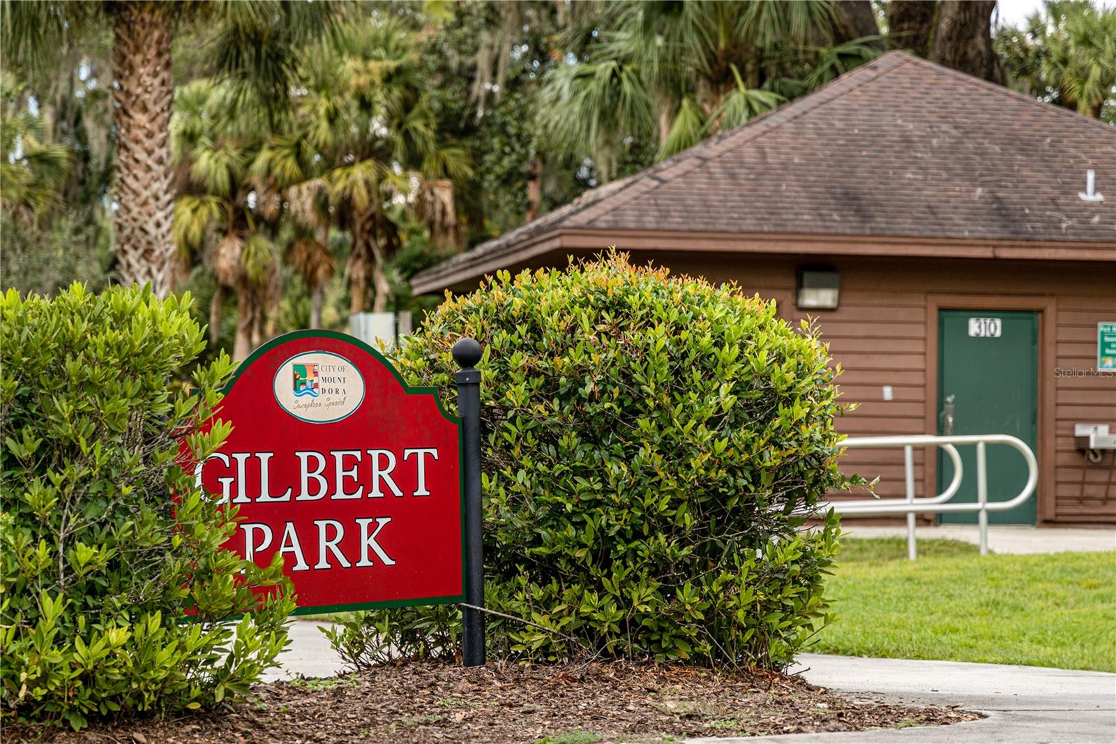 MOUNT DORA BUNKER HILL CONDO - Residential