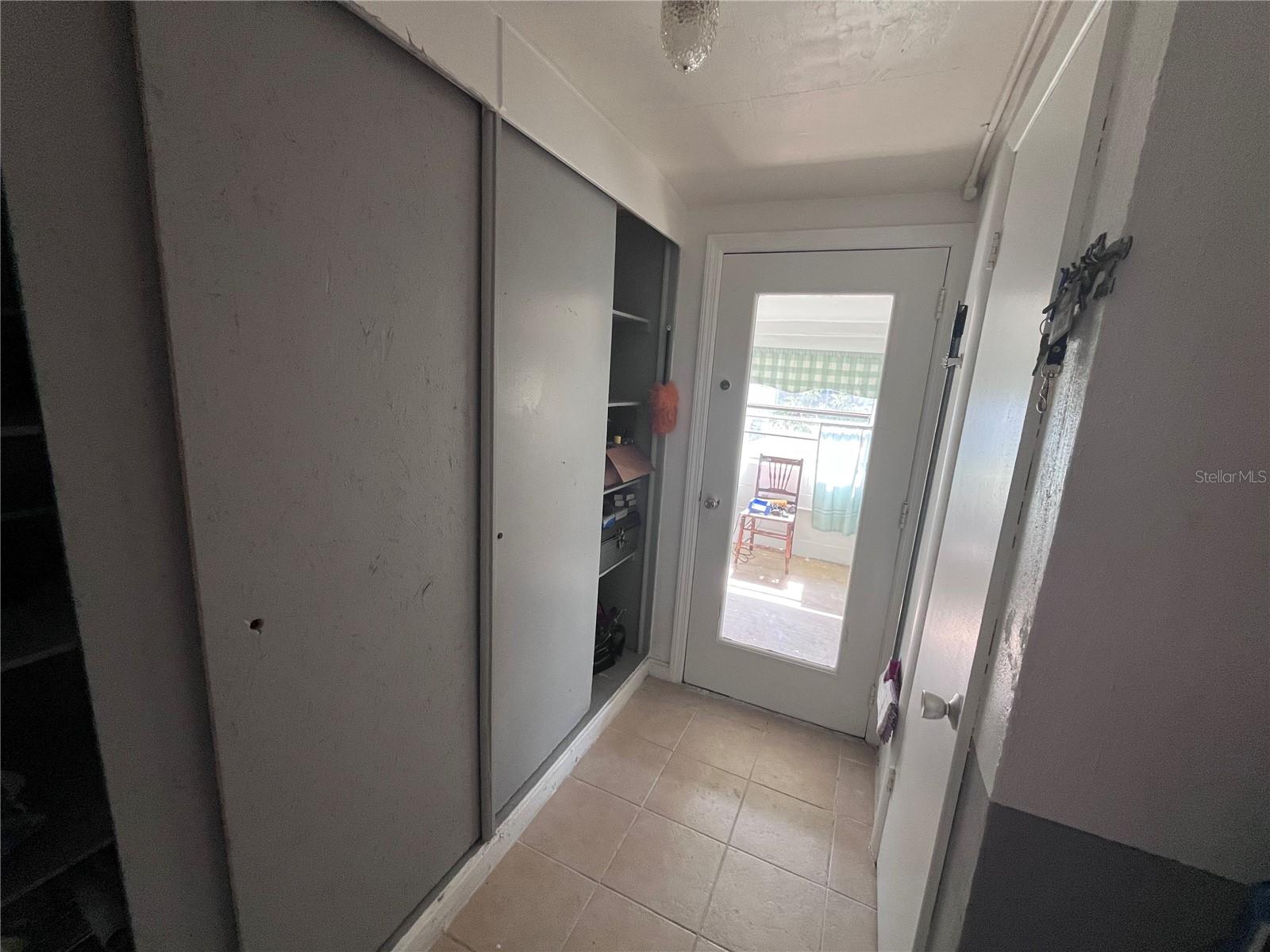 SUN RAY HOMES 01 - Residential