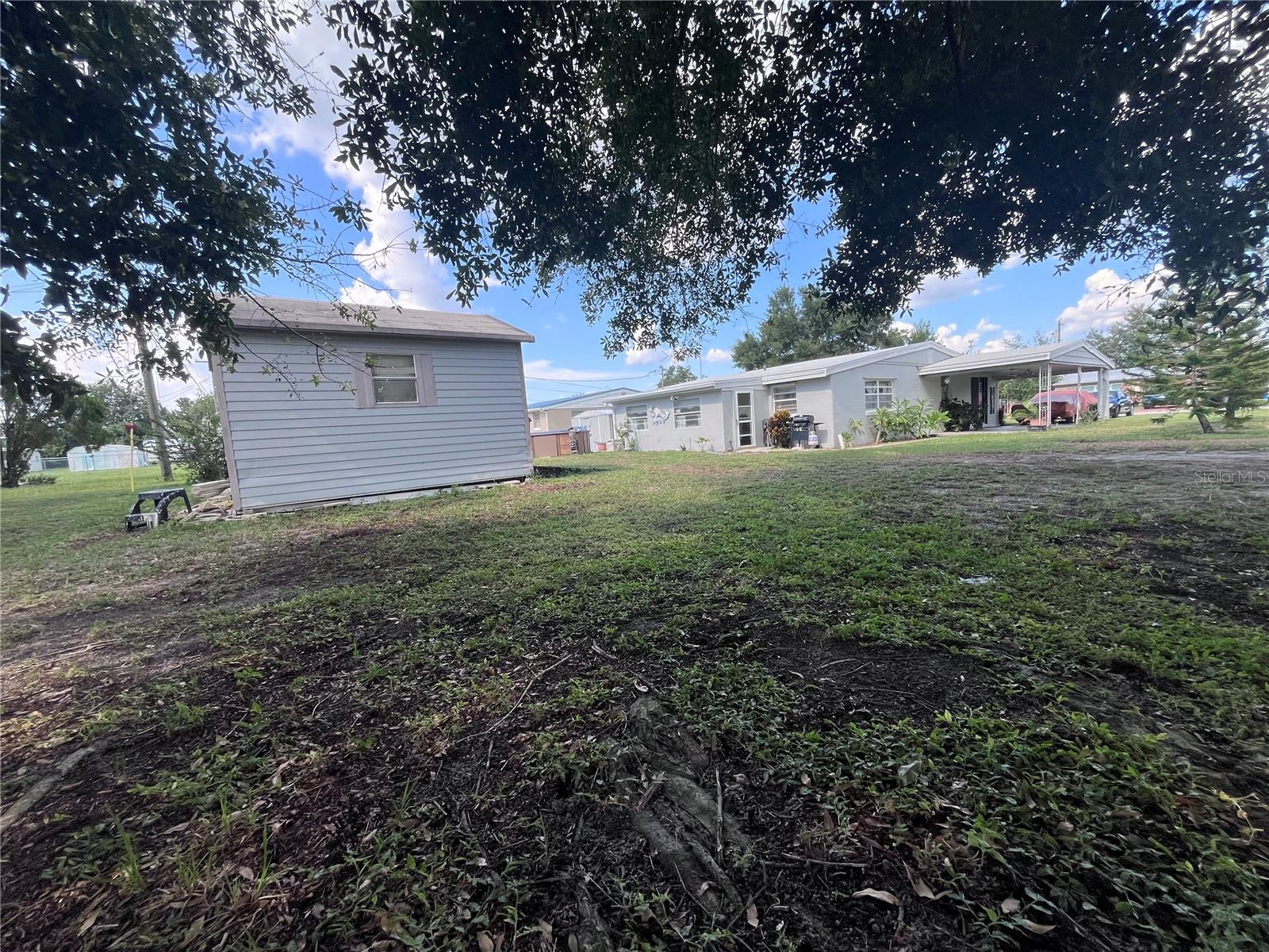 SUN RAY HOMES 01 - Residential