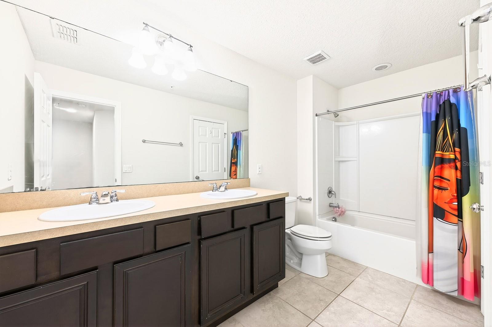 EMERSON NORTH TWNHMS - Residential