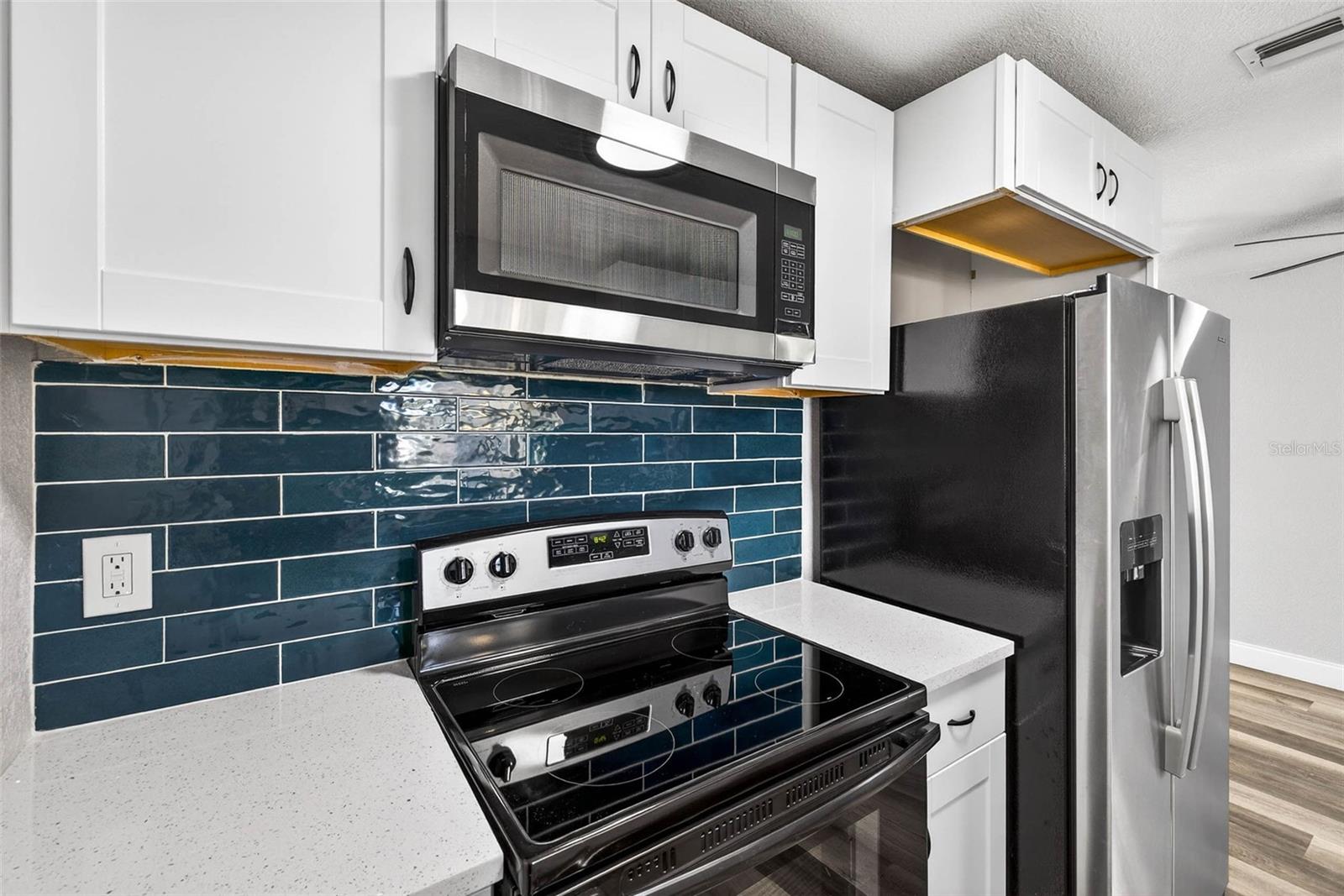 LA VILLA GARDENS - Residential