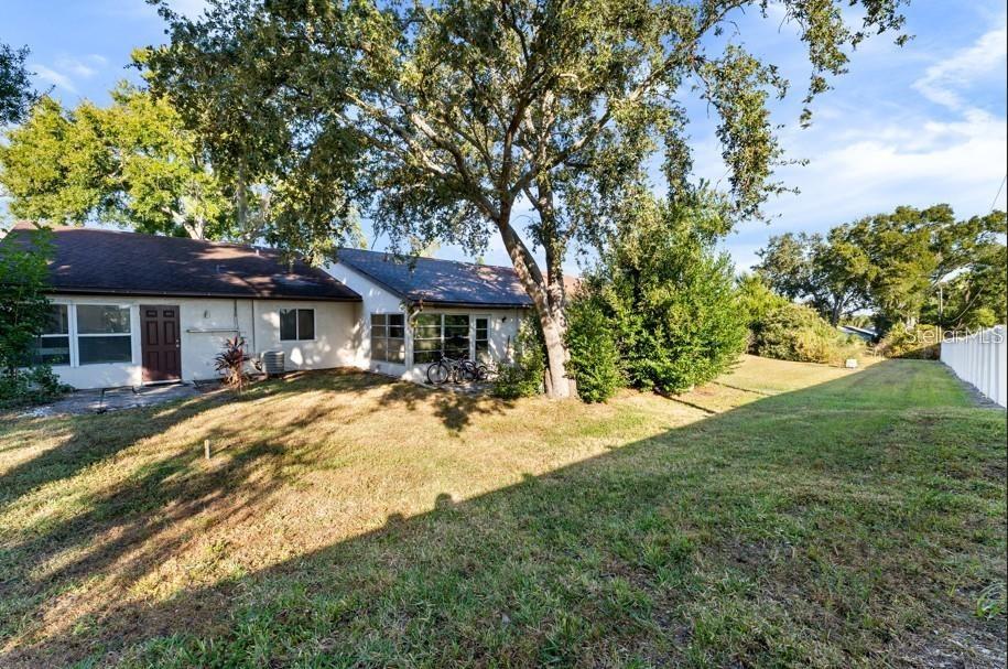 VILLAS OF BEACON GROVES - Residential Lease