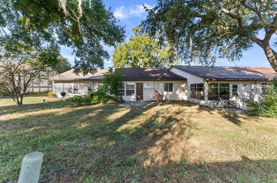 VILLAS OF BEACON GROVES - Residential Lease