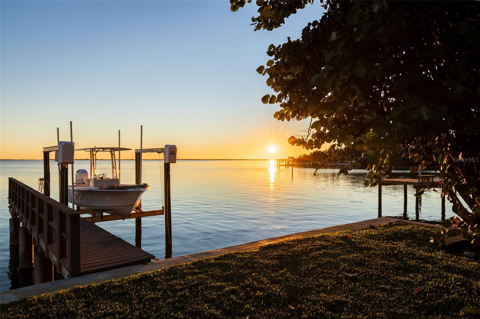 BAY COLONY ESTATES - Residential