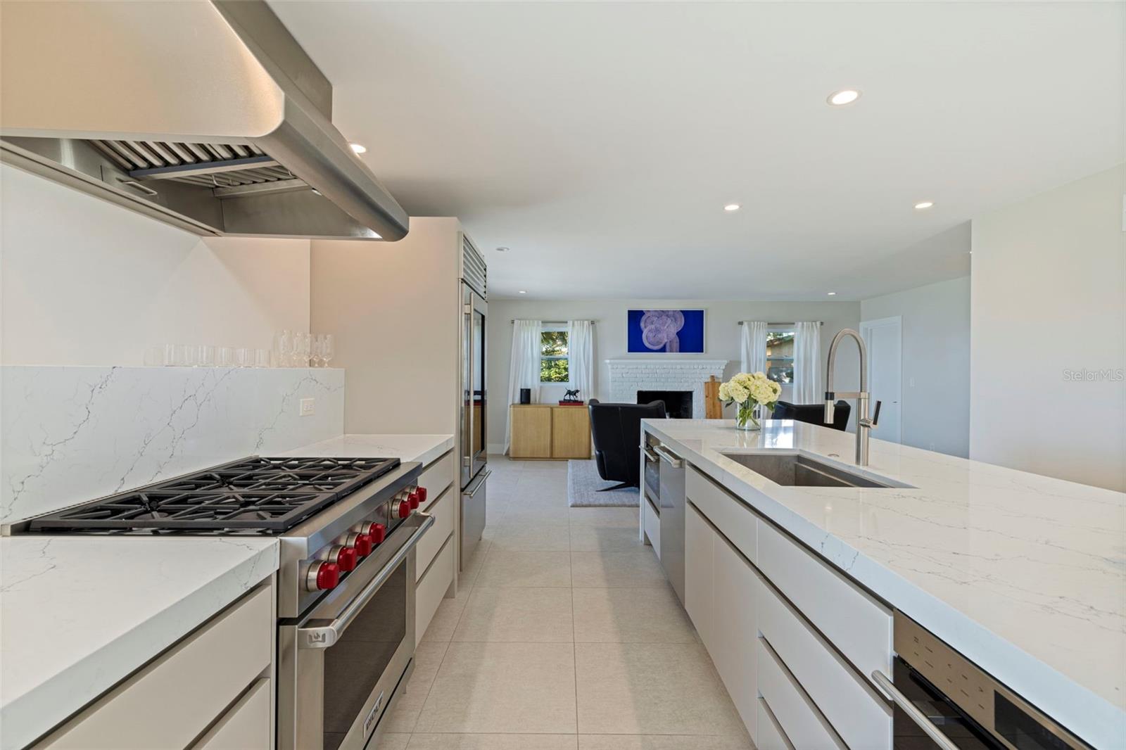 BAY COLONY ESTATES - Residential