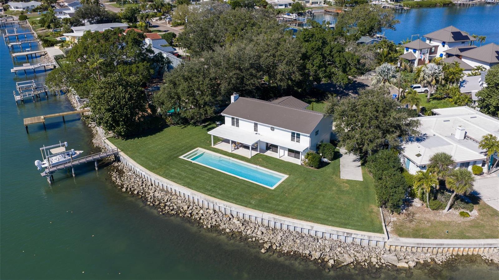 BAY COLONY ESTATES - Residential