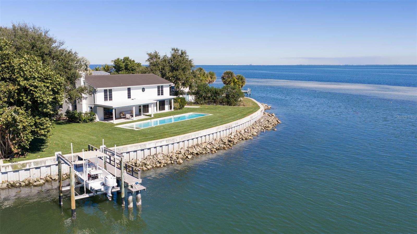 BAY COLONY ESTATES - Residential