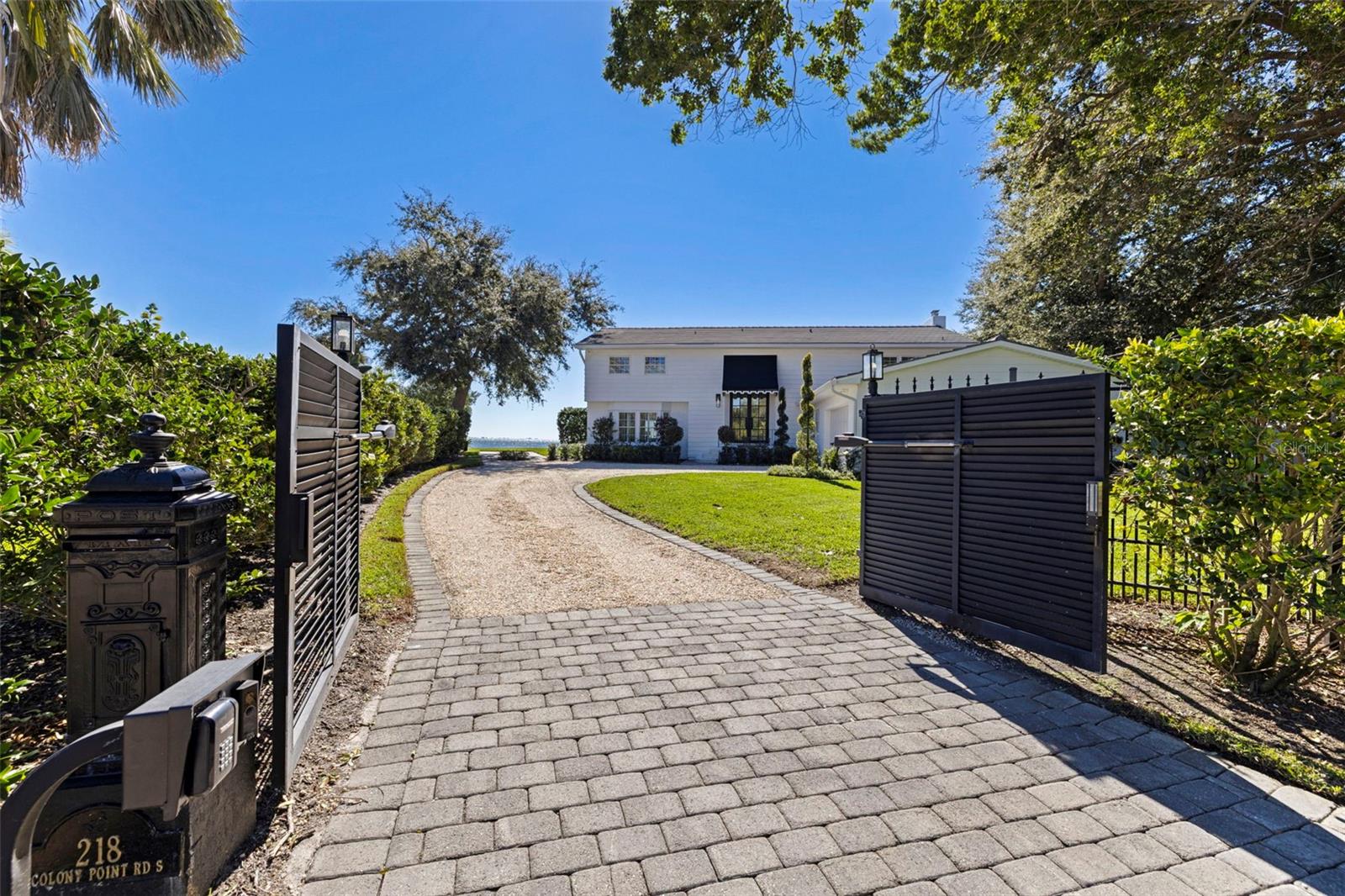 BAY COLONY ESTATES - Residential