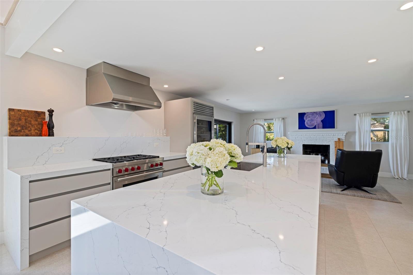 BAY COLONY ESTATES - Residential