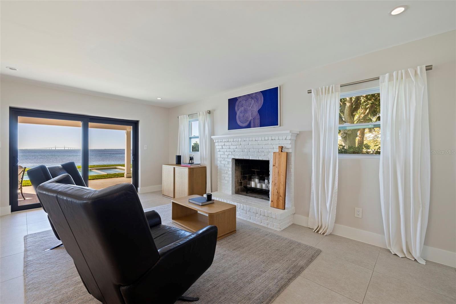 BAY COLONY ESTATES - Residential