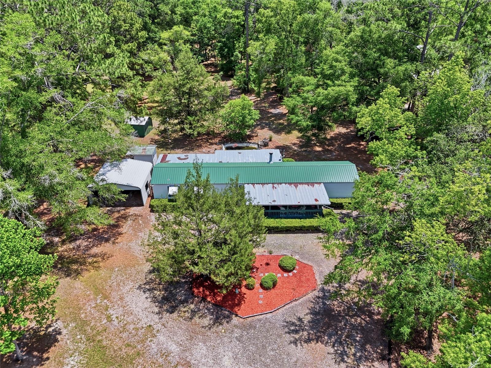 MINI FARM COUNTRY ESTATES - Residential