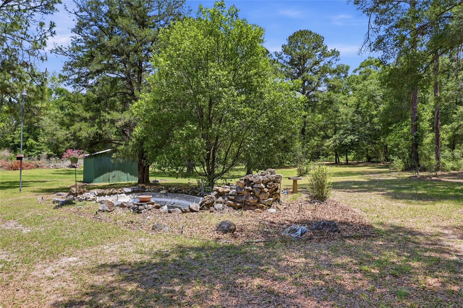 MINI FARM COUNTRY ESTATES - Residential