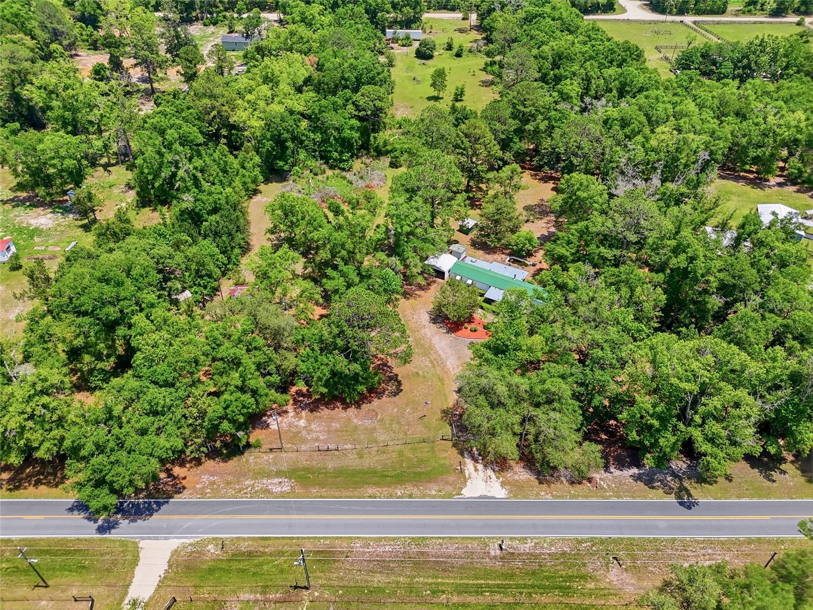 MINI FARM COUNTRY ESTATES - Residential
