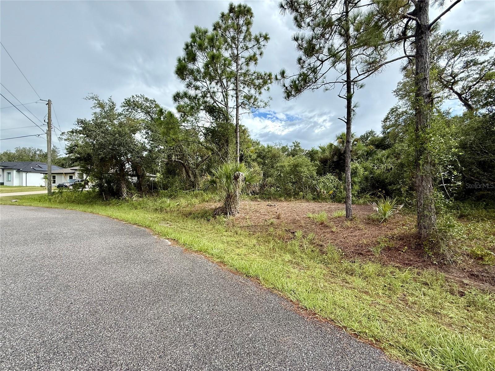 PORT CHARLOTTE SUB 32 - Land