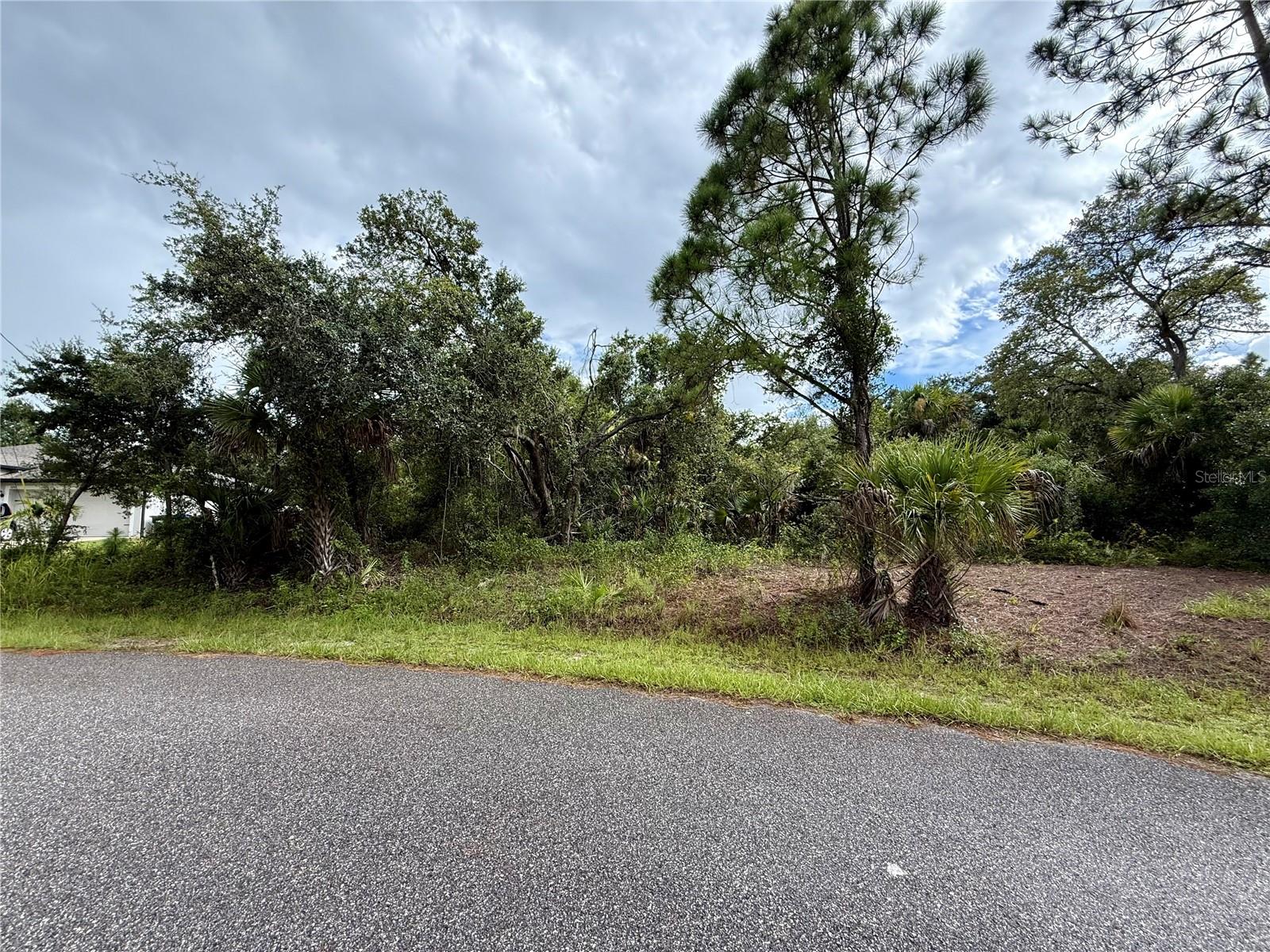 PORT CHARLOTTE SUB 32 - Land