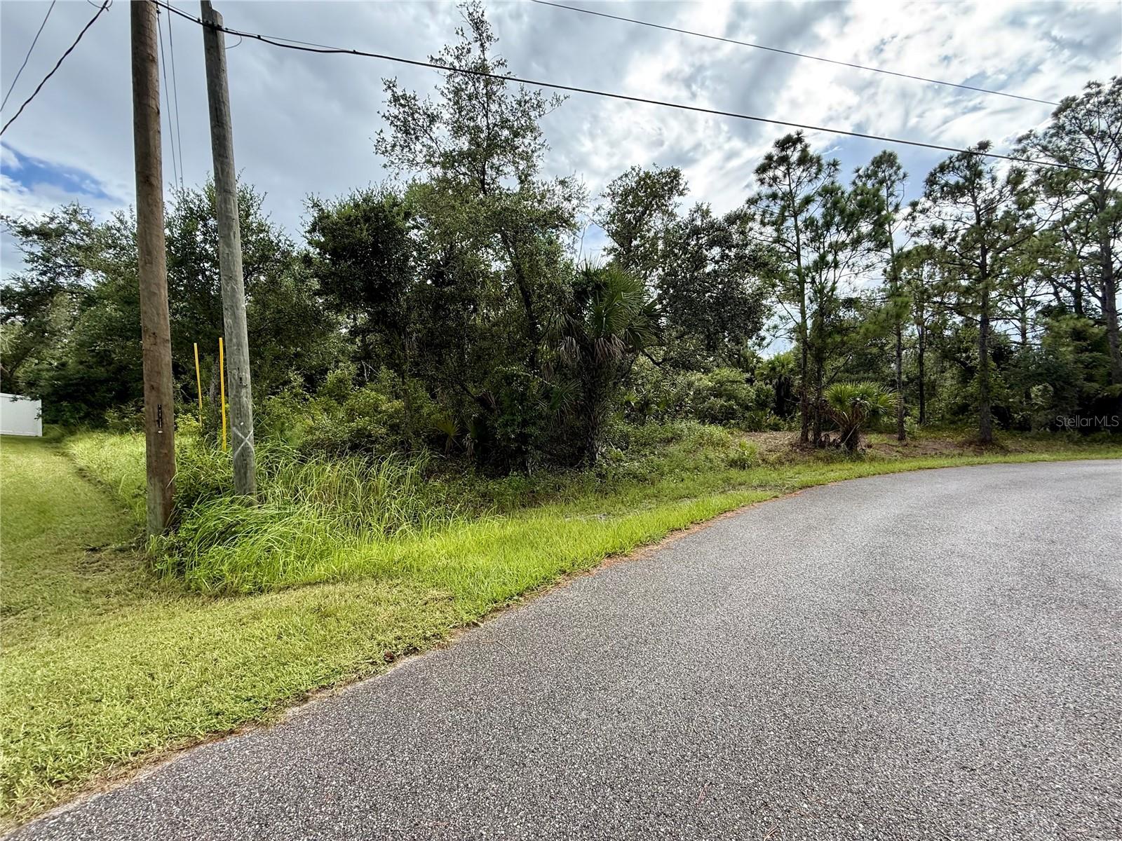 PORT CHARLOTTE SUB 32 - Land