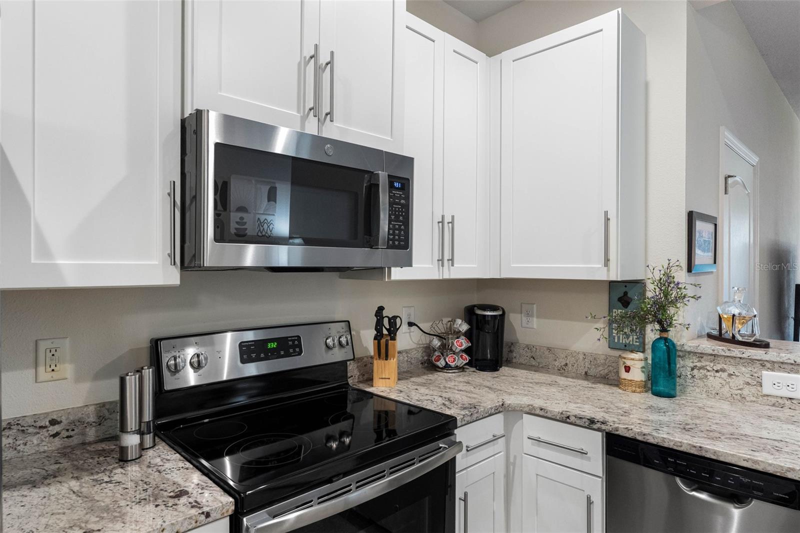 BAY ISLE LANDINGS - Residential