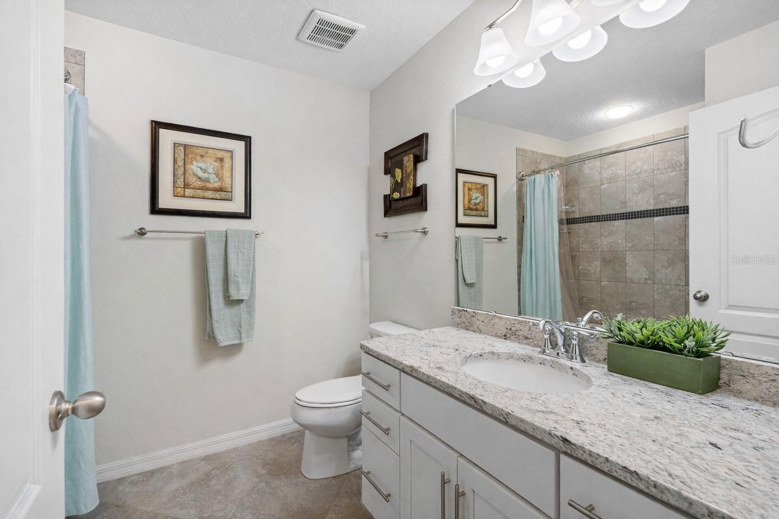 BAY ISLE LANDINGS - Residential