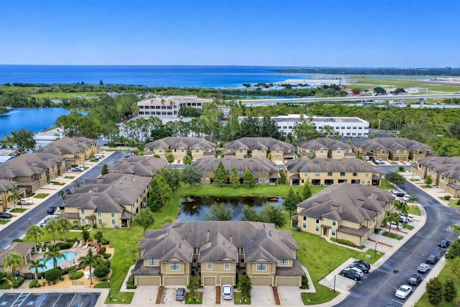 BAY ISLE LANDINGS - Residential