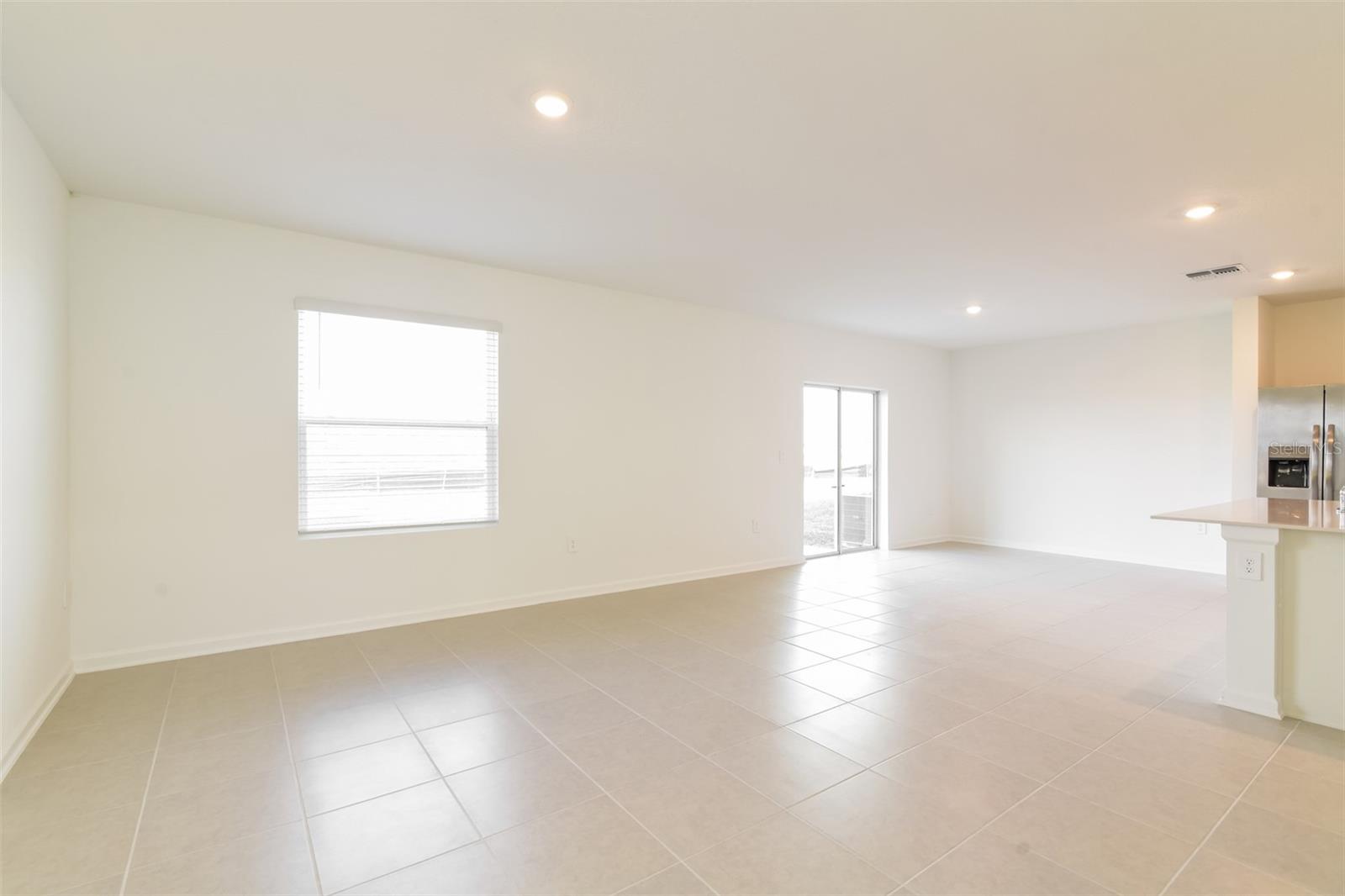 CROSSWINDS EAST PH 1 - Residential Lease