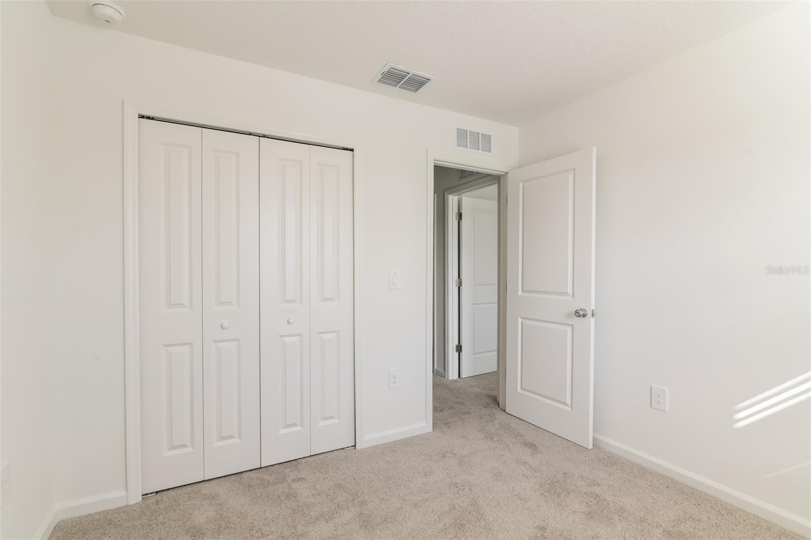 CROSSWINDS EAST PH 1 - Residential Lease