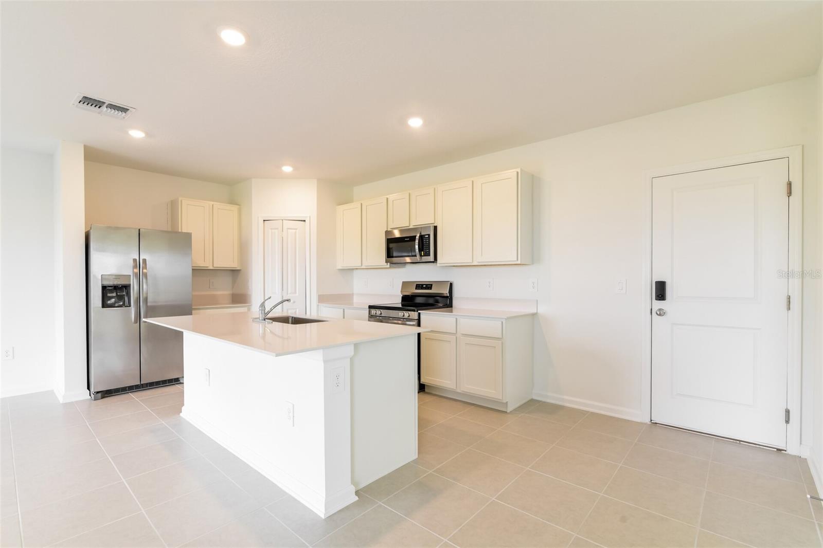 CROSSWINDS EAST PH 1 - Residential Lease