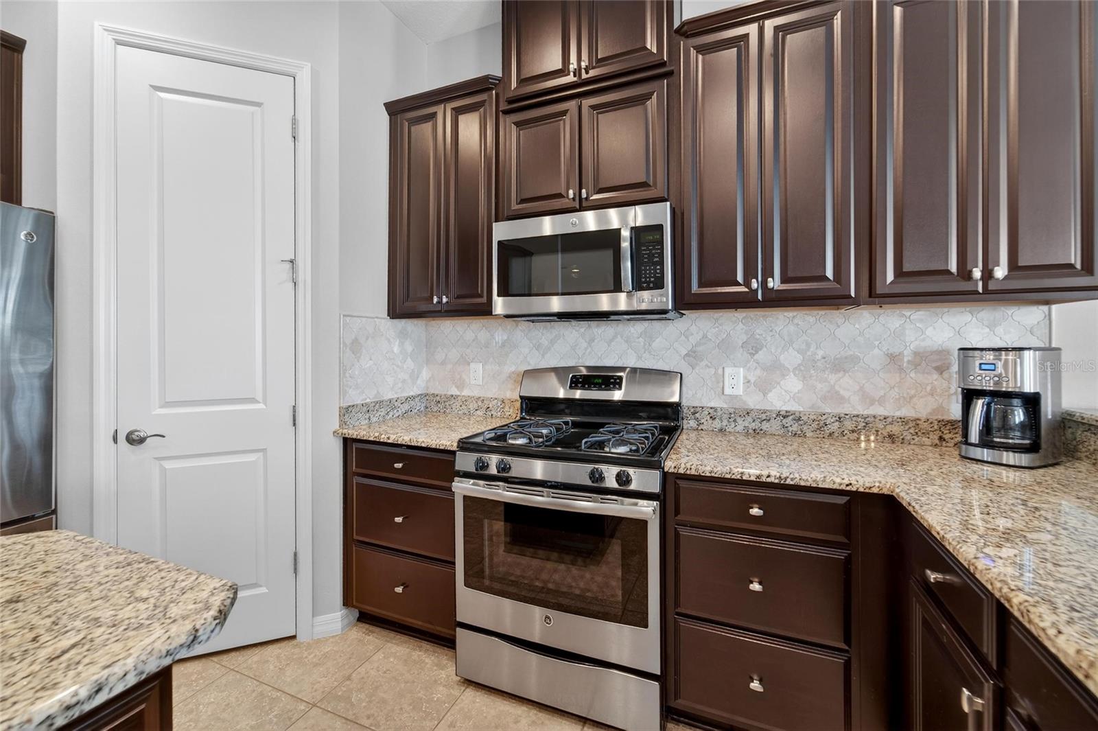 ARBOR RESERVE - Residential