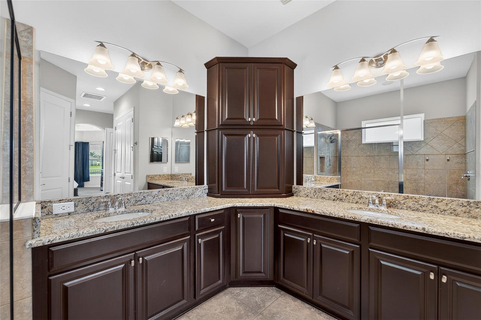 ARBOR RESERVE - Residential