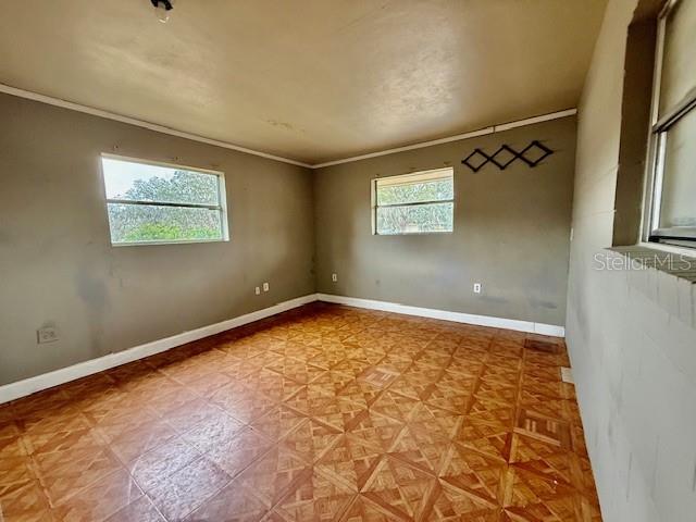 SUNSHINE ACRES - Residential Lease