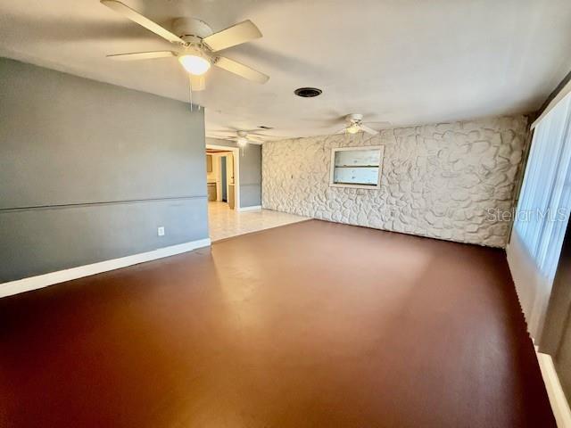 SUNSHINE ACRES - Residential Lease