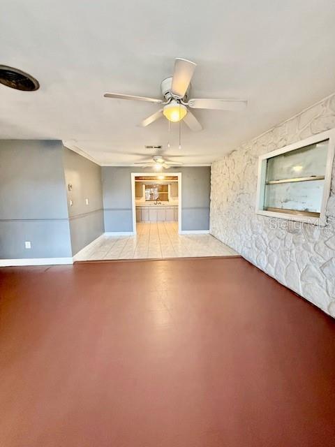 SUNSHINE ACRES - Residential Lease