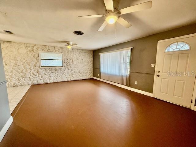 SUNSHINE ACRES - Residential Lease