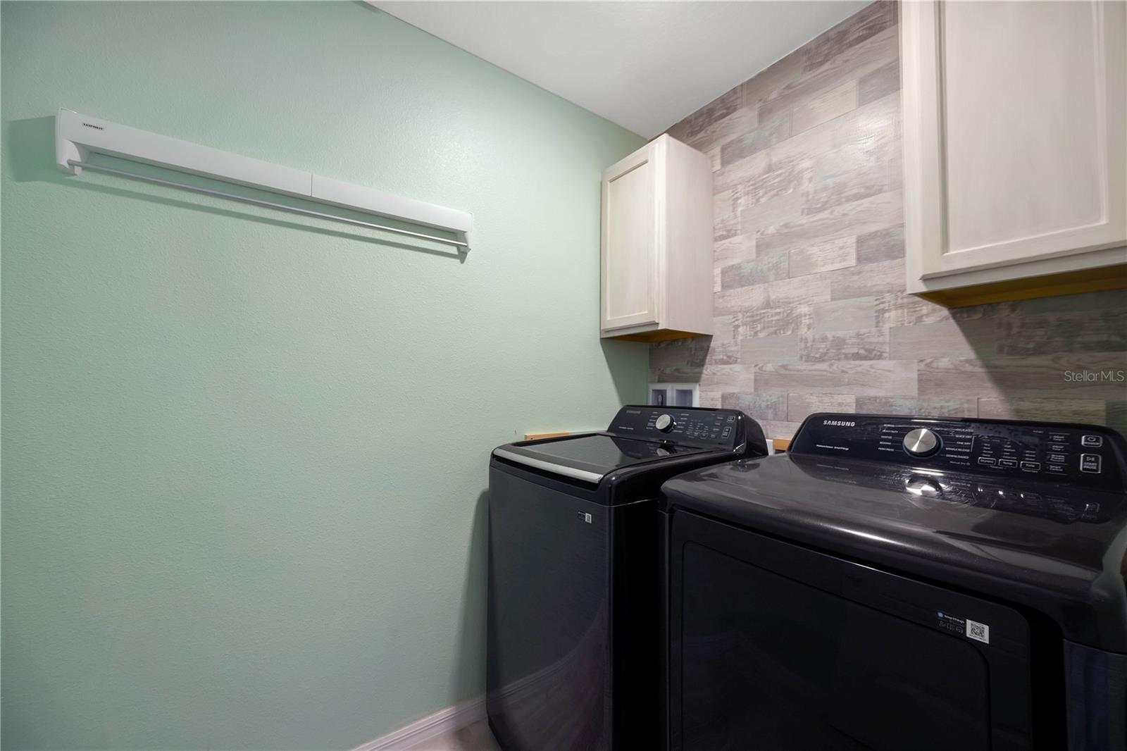 LIBERTY SQUARE - Residential