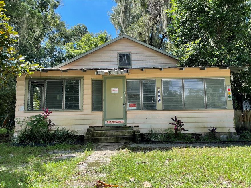 Location, location, location! This property is a 3 bedroom 1 bath fixer upper and is priced accordingly! Fixed up it would make great student housing as it is just a few blocks to Stetson University. The property is zoned R-12 which would allow duplex/multiple dwellings, buyer to verify with city of Deland building and planning. This home needs a new roof, new windows, and total renovation. It sits on an oversized lot in prime Deland location! Jump on it, it won't last! ;Water: City
