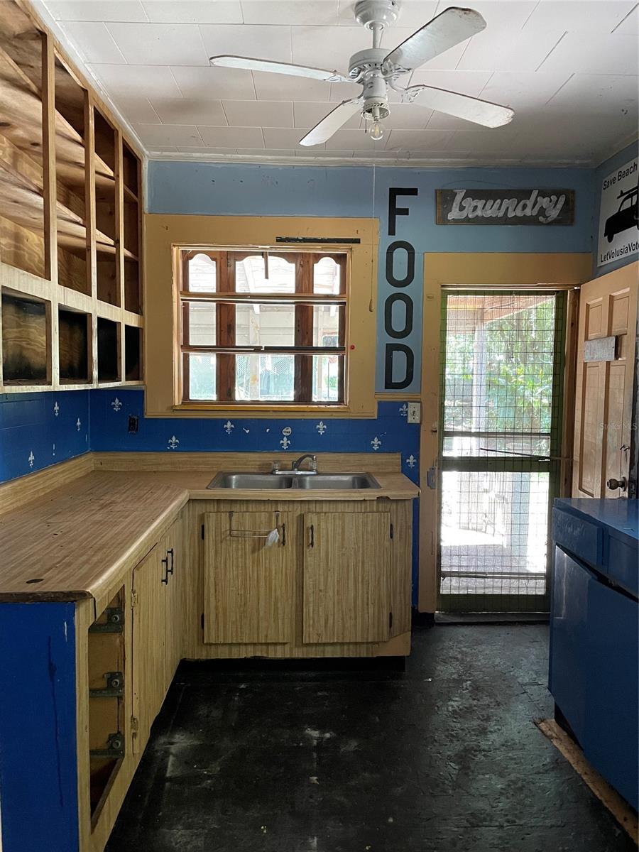 Whites Blk 17 Deland - Residential