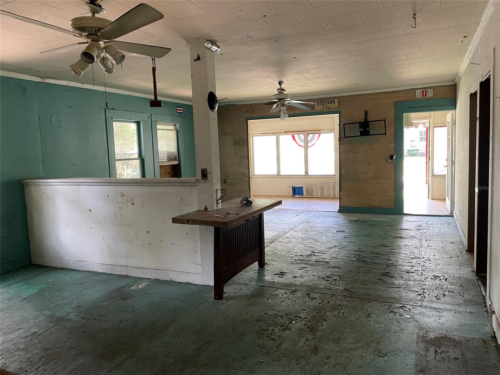 Whites Blk 17 Deland - Residential