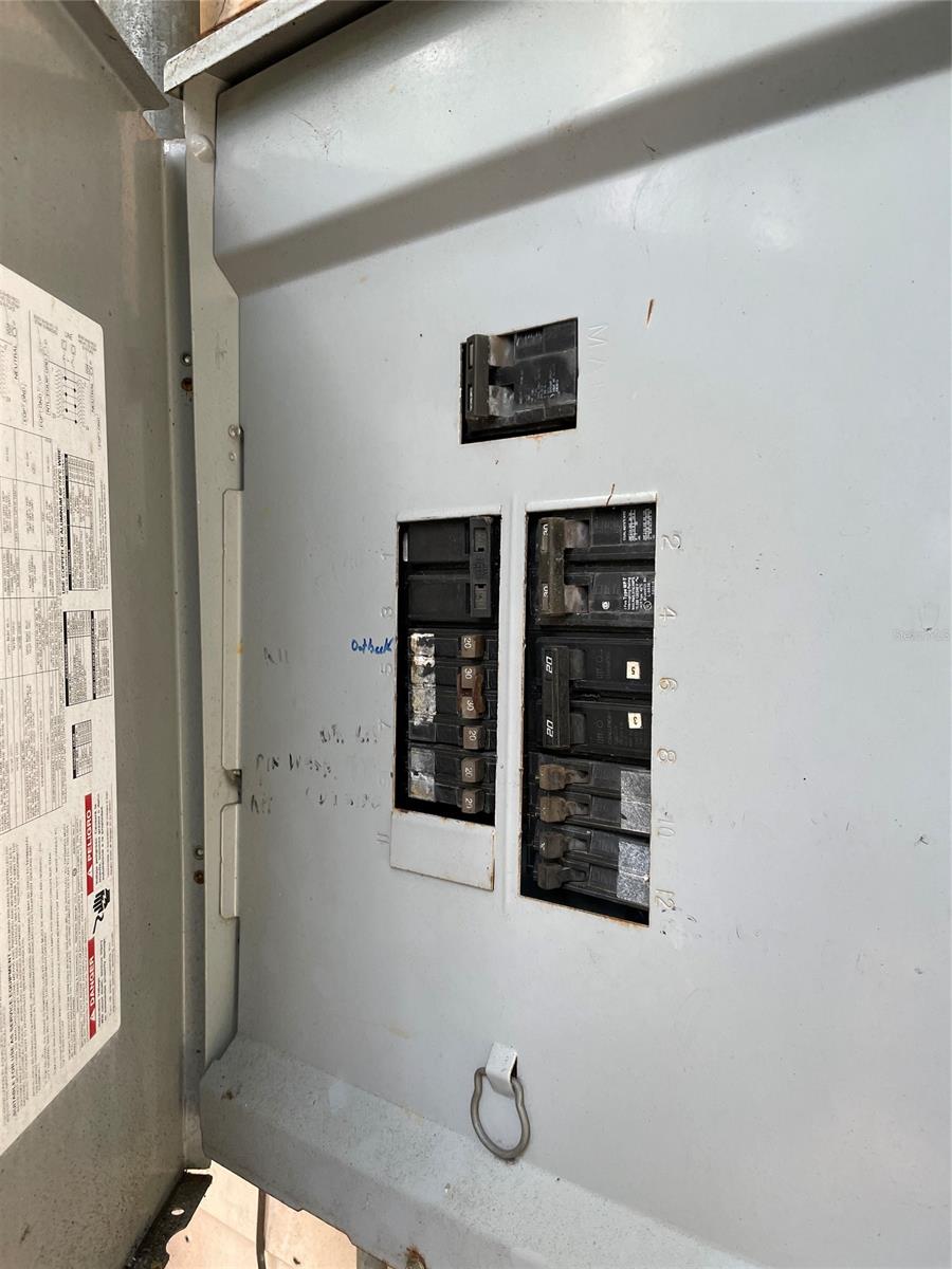 Whites Blk 17 Deland - Residential