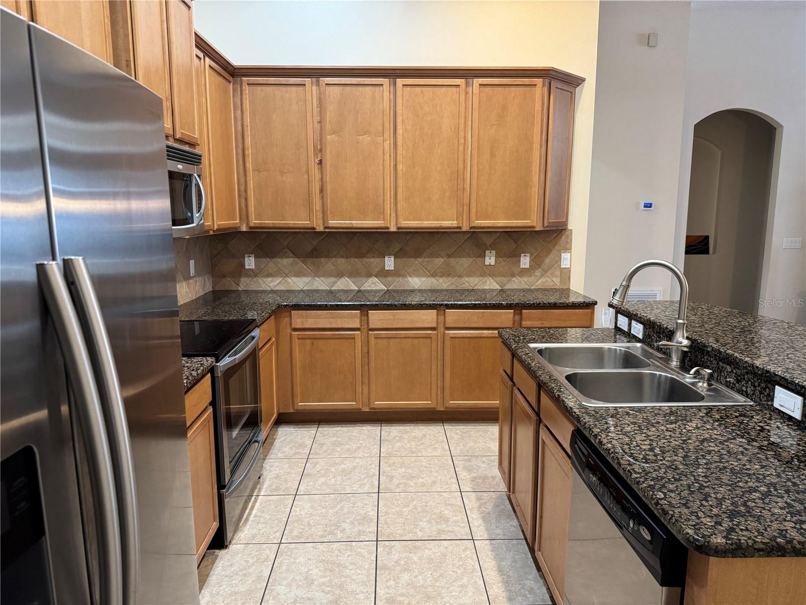 CARRIAGE POINTE A-I & L - Residential