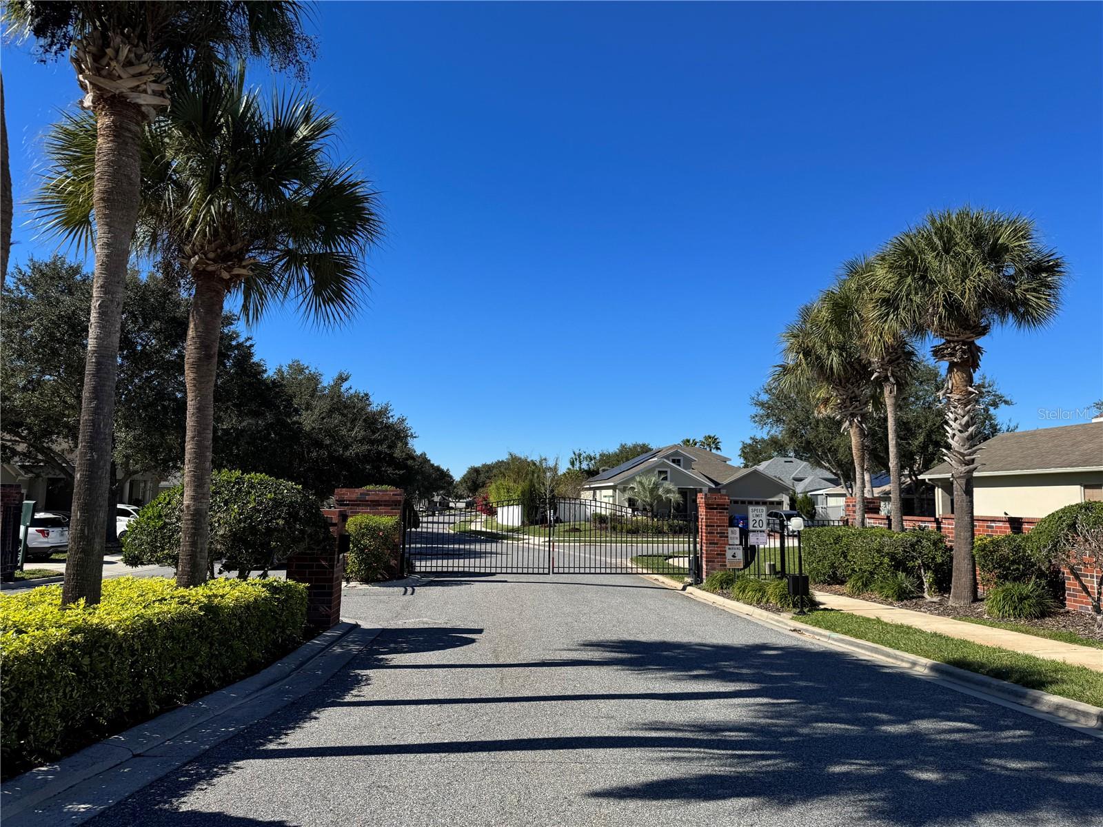 CARRIAGE POINTE A-I & L - Residential