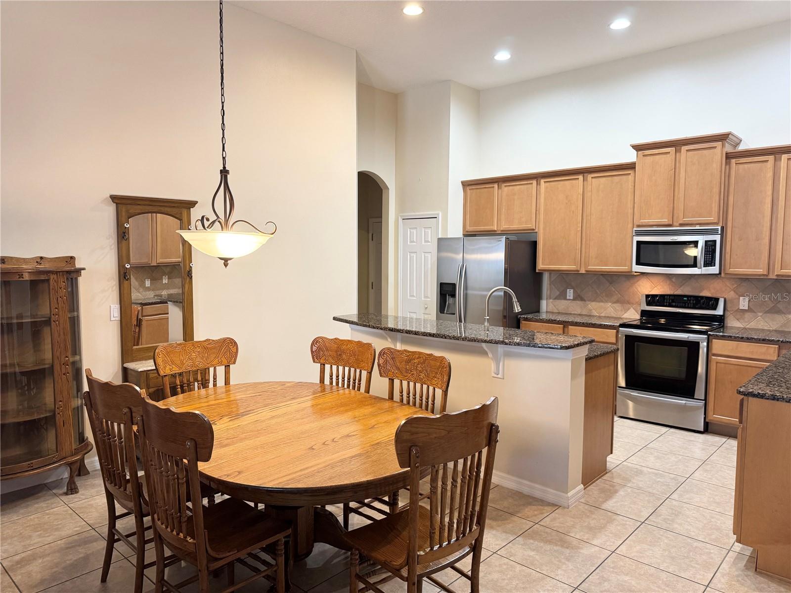 CARRIAGE POINTE A-I & L - Residential